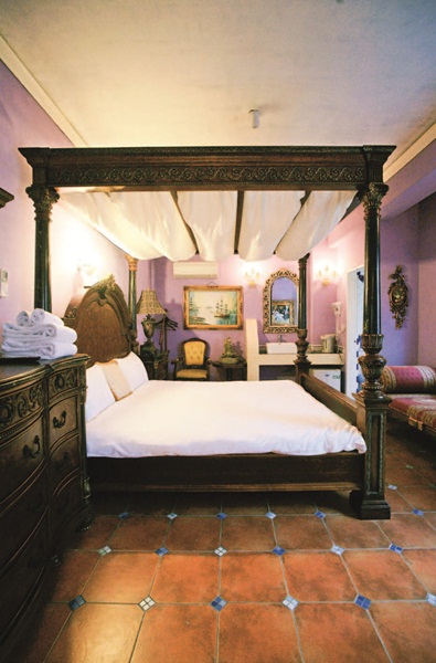 第一次看見Ivy的家──英格蘭小古堡，是在網路上閒晃