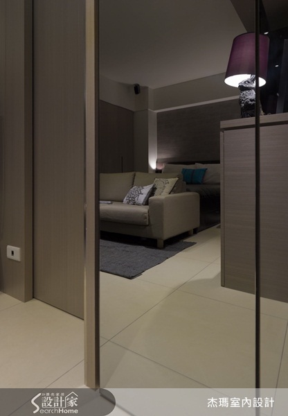 痞的英文叫「YUP」，也就是「Young、Urban、Professio