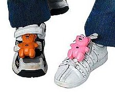 你有沒有看過這樣的畫面?一個小朋友哭著在大馬路上,