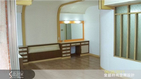 為了孩子的學區問題,原本居住在新北縣年輕父母,努力