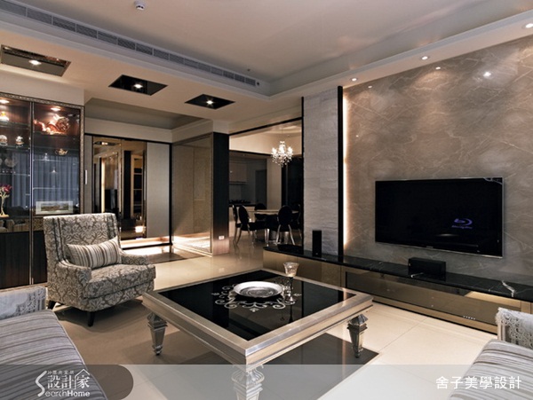 過去古典風多半出現在王公貴族的城堡中，華麗繁複的設