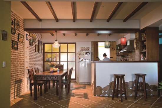 最近去看了一間位於河岸旁的房子，價錢和坪數我都頗滿