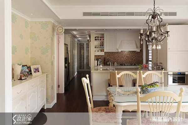 衛浴和廚房是空間設計時機能考量特別多的地方,也是一