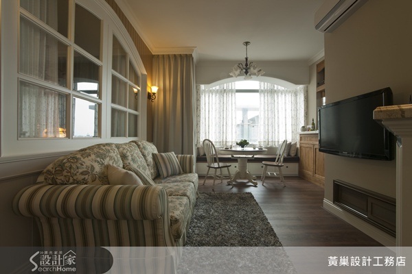 :鄉村風、美式鄉村風、小坪數、線板、壁爐、格子窗、文化石、吧台