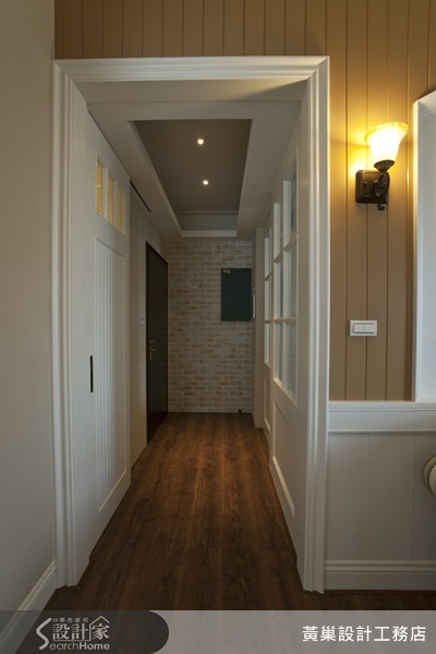 :鄉村風、美式鄉村風、小坪數、線板、壁爐、格子窗、文化石、吧台