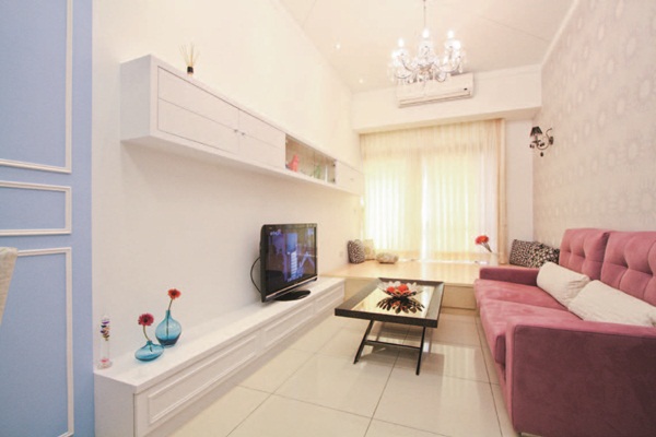 一個提供兩姐妹居住的房子，可以被如何想像呢？在這個