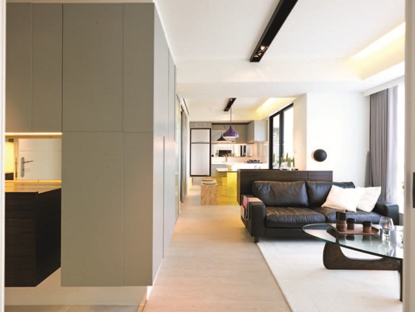 狹長老屋坪數相當小,本來隔為3間套房作為出租用,決