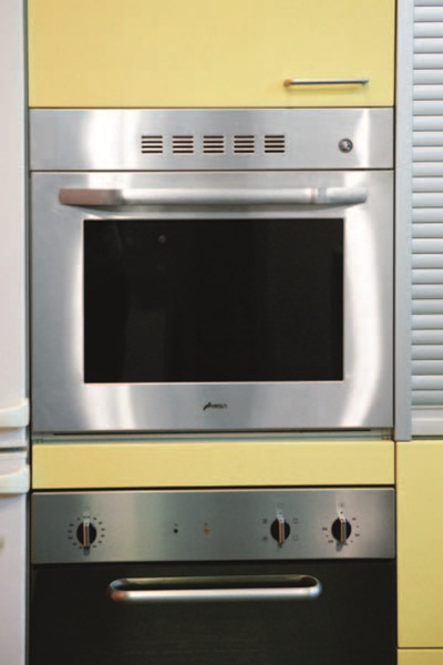 西式廚具設備整潔大方又具設計感，看得讓人好不心動，