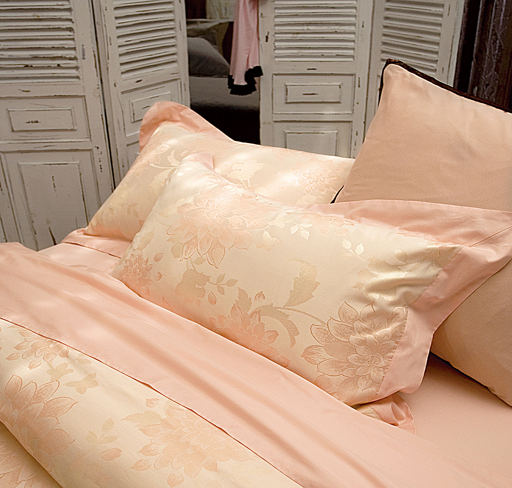 身為台灣最專業、擁有最多品牌的精品寢具代理商「日比