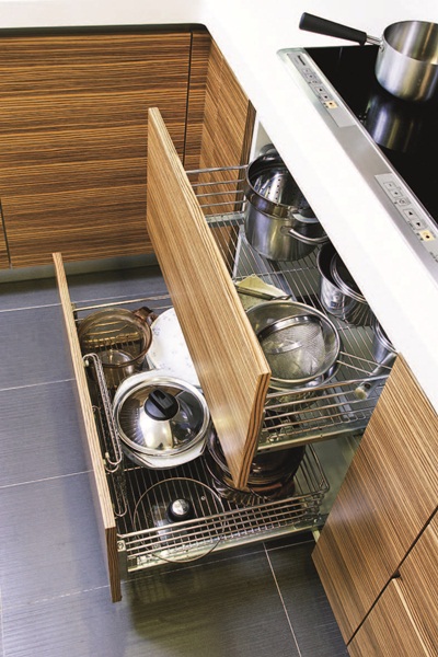 廚具、廚房、導煙機、流理台、廚房收納、水槽