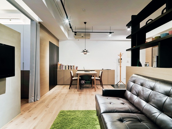 只有13坪的房子，卻隔成2房1廳，讓小坪數顯得更小。考