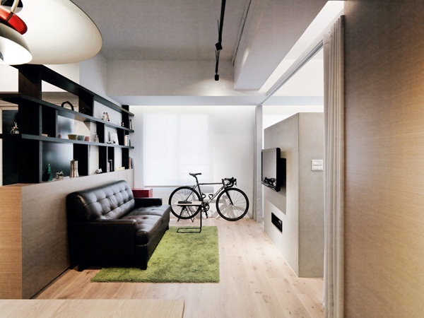 只有13坪的房子，卻隔成2房1廳，讓小坪數顯得更小。考