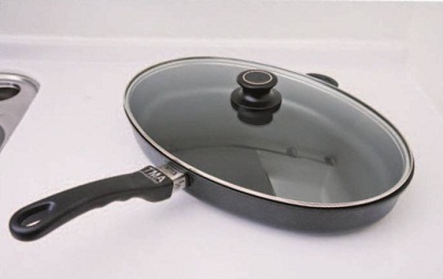 不沾鍋最早是從國外開始引進，因此其特性適合西式料理