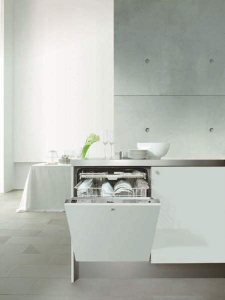 家中最油膩的餐廚區,要怎麼清潔才能不再油膩膩呢?餐