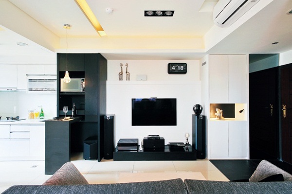 預算有限下,建議應以大型或必要的家具作為優先採購重