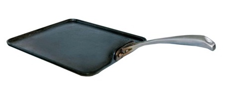 早上九時半，來到Winnie口中那位在台北新店山上的家，