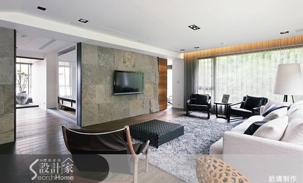 您是否常常覺得家裡的客廳整體感看起來「還可以」，但