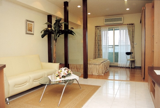 色彩在居家樣貌的呈現上佔有極大比例，往往是予人的第