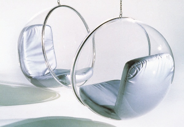 由英國設計師Ron Arad所設計的Clover Chair，以幸運草