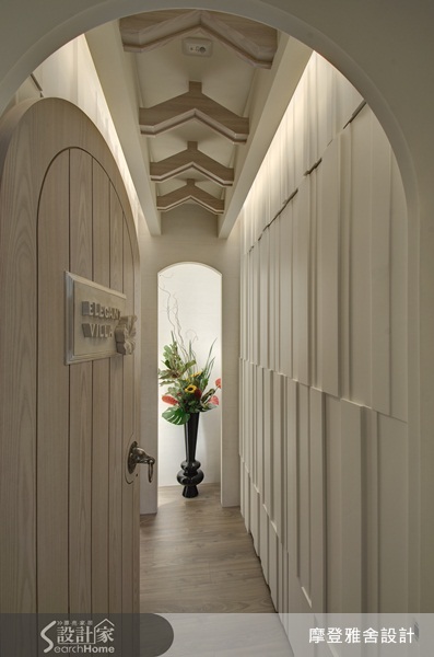 如果想在家中櫃門上增添塗鴉牆的功能，多數時候可以透