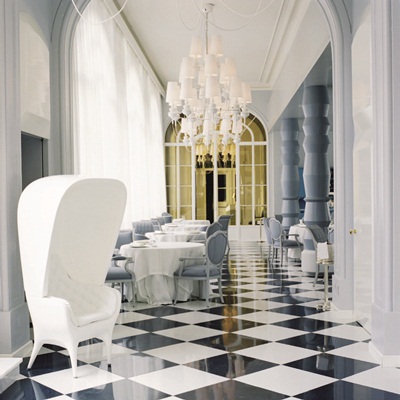 椅子，是居家空間不可或缺的要角之一，不論是沙發、凳