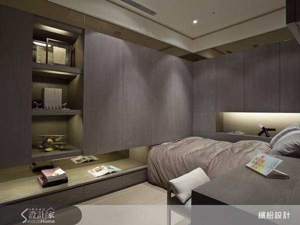 色彩是空間設計裡非常重要的關鍵，同時也象徵著居住者