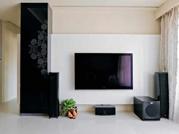 百葉門片做大面積透氣設計。藉由透氣性絕佳的百葉門片