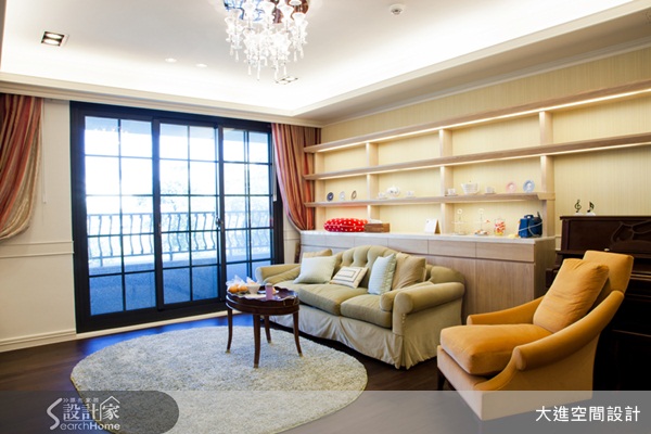 多年來認真蒐集的各式公仔或為數不少的藝術擺飾該放在