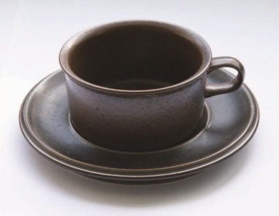 今年時尚潮流往回走,復古大行其道!除了服裝和居家佈