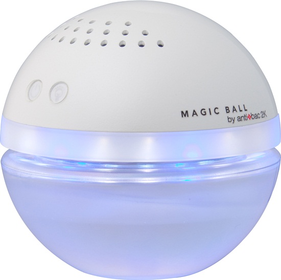 當夏天的燥熱讓生活多了一層黏膩感,心情不免浮動、煩