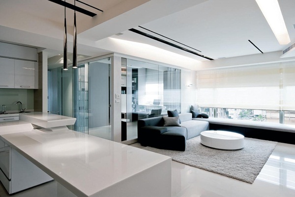 「一」代表著原點，同時也是能生出所有形象的基點。在