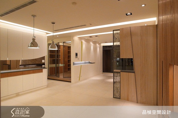 居家空間設計，有人喜歡奢華而繁複的華麗質感，也有人