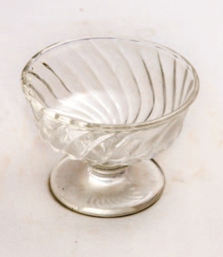 今年時尚潮流往回走，復古大行其道！除了服裝和居家佈