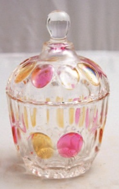 今年時尚潮流往回走，復古大行其道！除了服裝和居家佈