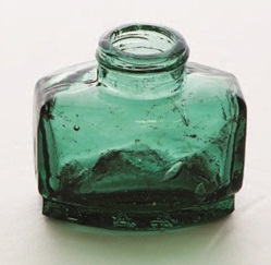 今年時尚潮流往回走，復古大行其道！除了服裝和居家佈