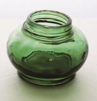 今年時尚潮流往回走，復古大行其道！除了服裝和居家佈