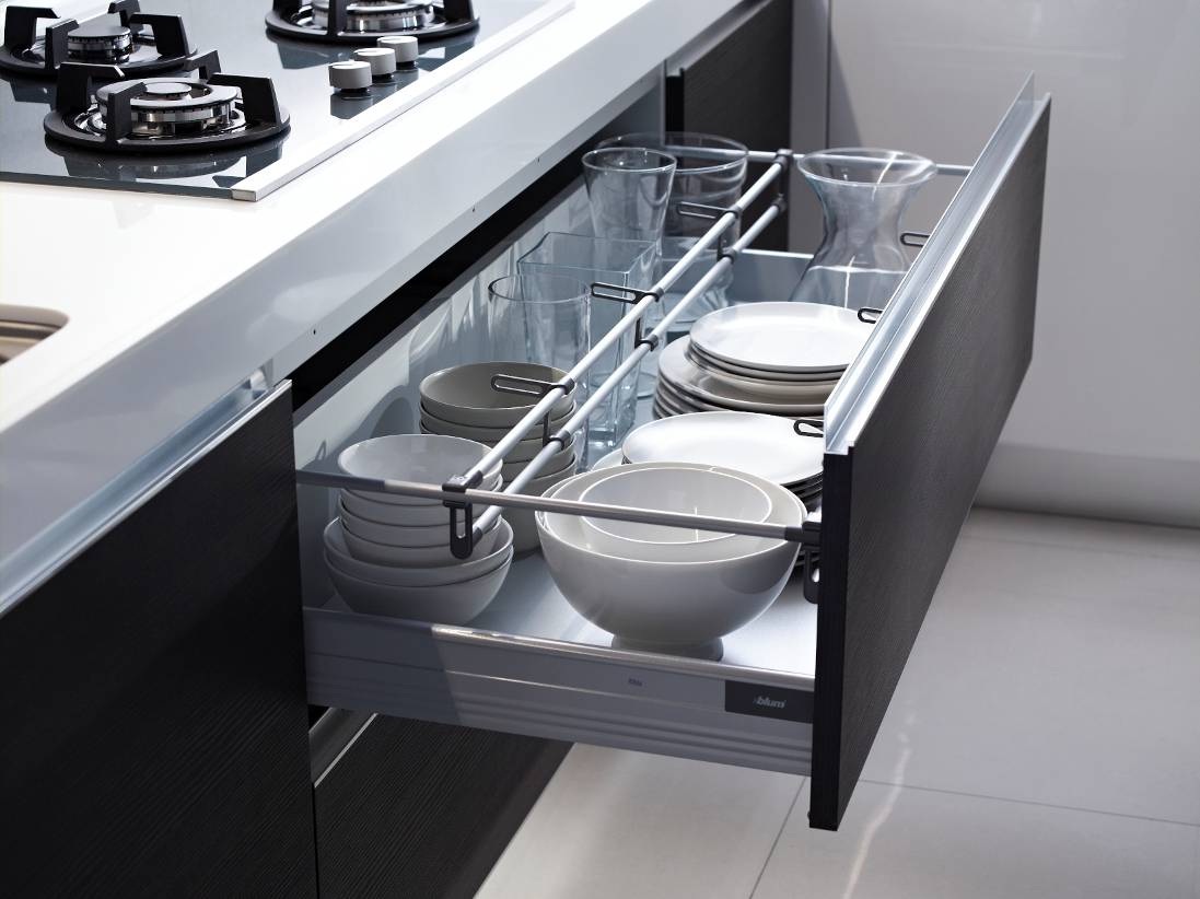 從包浩斯到極簡主義，形隨機能的簡約美形，成為今年米