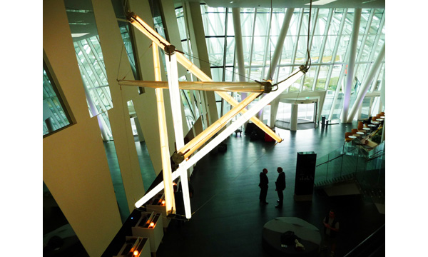 如果Frank Gehry在東歐布拉格新城區無直角的跳舞的房