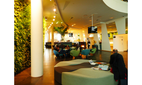 如果Frank Gehry在東歐布拉格新城區無直角的跳舞的房