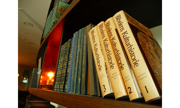 如果Frank Gehry在東歐布拉格新城區無直角的跳舞的房