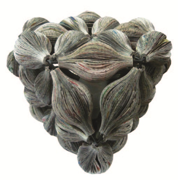 說起舊報紙、椰子殼、蓮花葉，你會有什麼印象？不是看