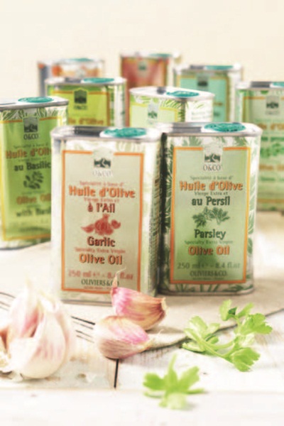 大量使用蔬果、海鮮和橄欖油,是地中海料理的特色;本