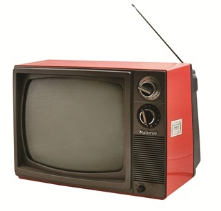 比起現代家電，老家電的線條不僅特別安靜、乾淨，還能