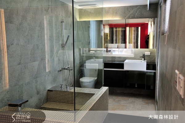 整體規劃上，除了以不受單一風格、材質限定，而是強調