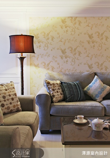 在質感溫馨的鄉村風格中，能輕鬆帶出空間自然質感的碎