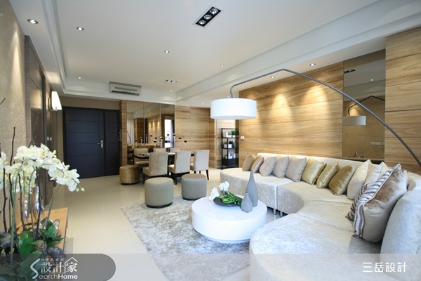 沙發背牆不只是貼貼壁紙就了事～還有很多無限可能！如