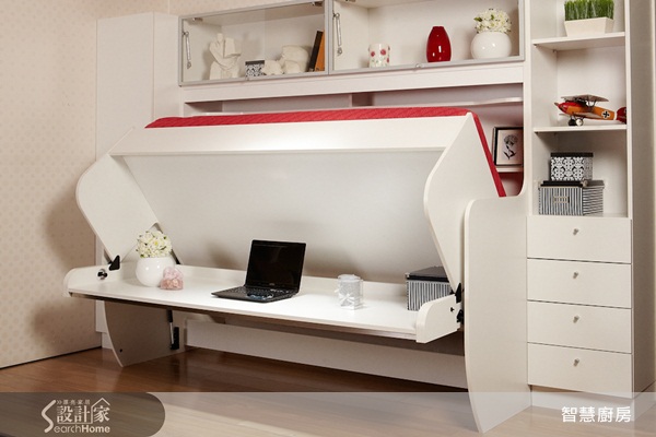 活潑好動的小乖現在才就讀國小3年級,雖然功課不算多