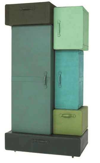 一般在選配現成櫃體時,重點不在量多,而是選擇1~2件