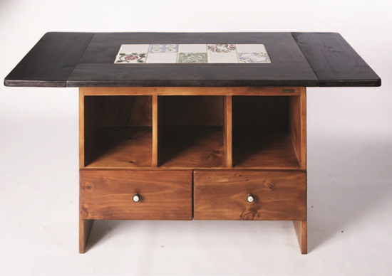 一般在選配現成櫃體時,重點不在量多,而是選擇1~2件