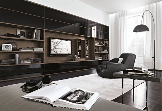 一般在選配現成櫃體時,重點不在量多,而是選擇1~2件